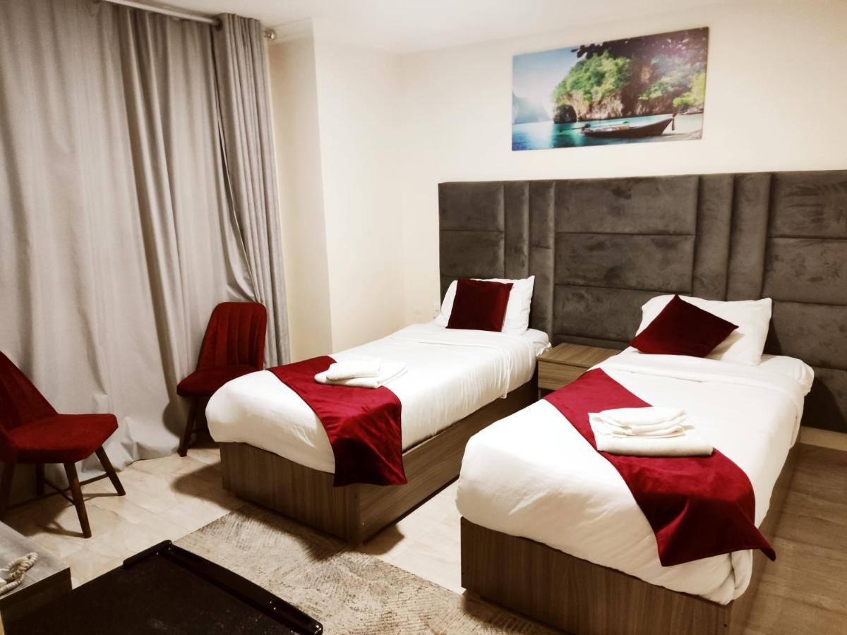 Golden Plaza Hotel عمان المظهر الخارجي الصورة