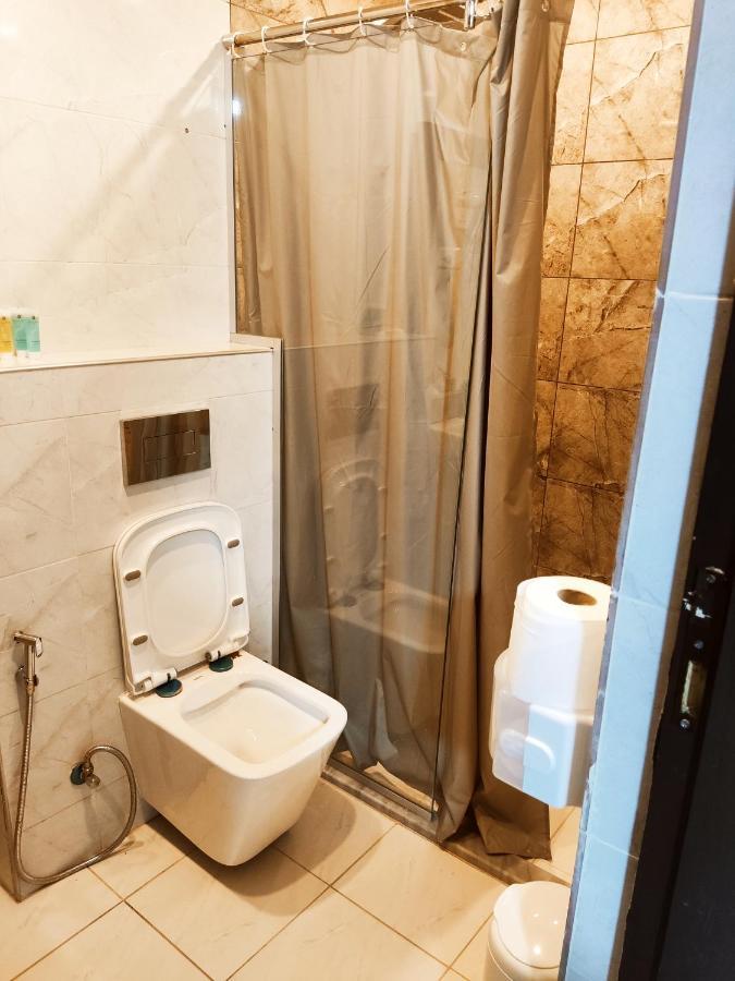 Golden Plaza Hotel عمان المظهر الخارجي الصورة